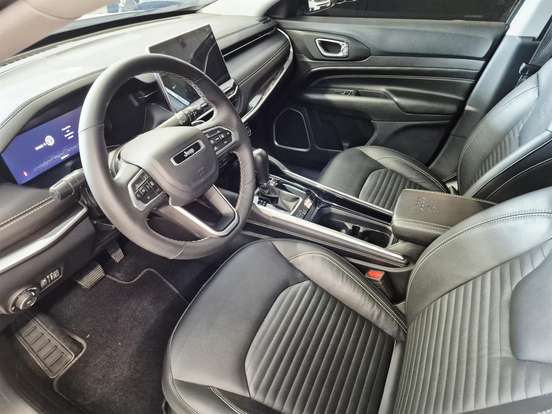 JEEP-COMMANDER-2024
