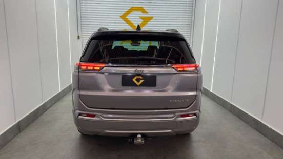 JEEP-COMMANDER-2022