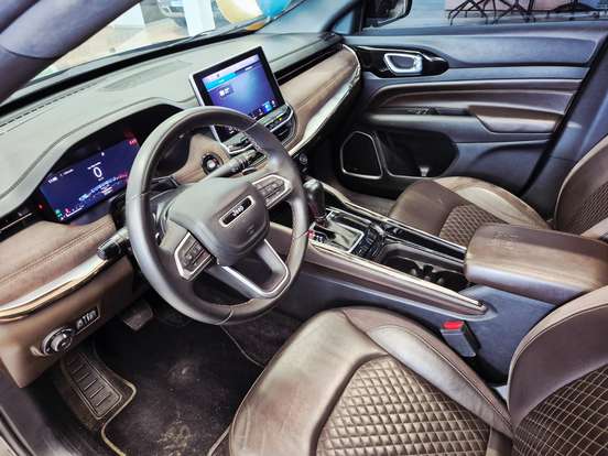 JEEP-COMMANDER-2022