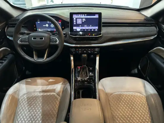 JEEP-COMMANDER-2022