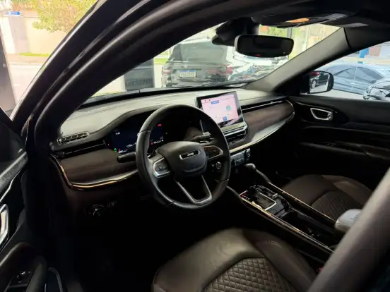 JEEP-COMMANDER-2022