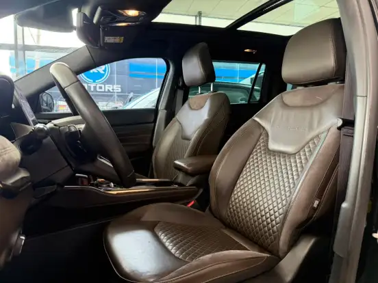 JEEP-COMMANDER-2022