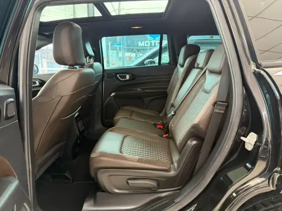 JEEP-COMMANDER-2022