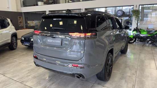 JEEP-COMMANDER-2025