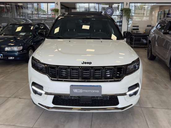 JEEP-COMMANDER-2.0 HURRICANE 4 TURBO GASOLINA BLACKHAWK AT9 JEEP-COMMANDER-2025