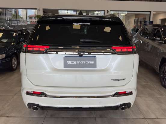 JEEP-COMMANDER-2.0 HURRICANE 4 TURBO GASOLINA BLACKHAWK AT9 JEEP-COMMANDER-2025