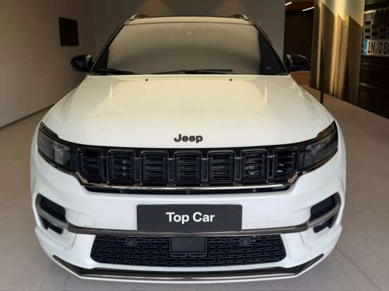 JEEP-COMMANDER-2.0 HURRICANE 4 TURBO GASOLINA BLACKHAWK AT9 JEEP-COMMANDER-2024
