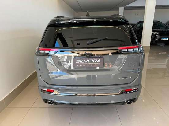 JEEP-COMMANDER-2024