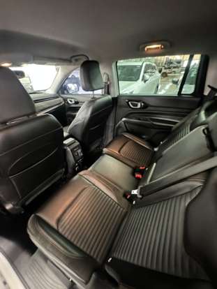 JEEP-COMMANDER-2.0 TD380 TURBO DIESEL LIMITED AT9 JEEP-COMMANDER-2021
