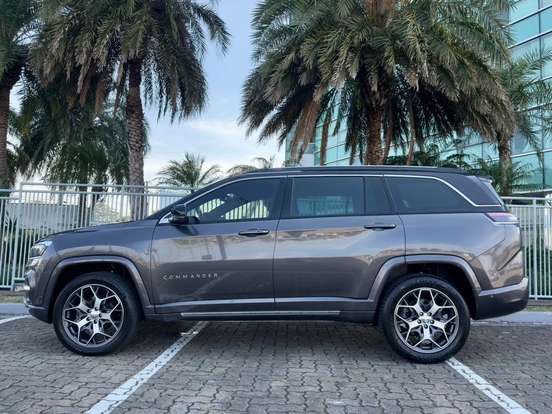 JEEP-COMMANDER-2021