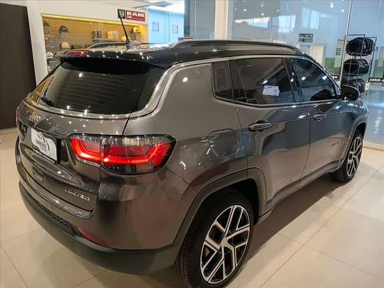 JEEP-COMPASS-2024