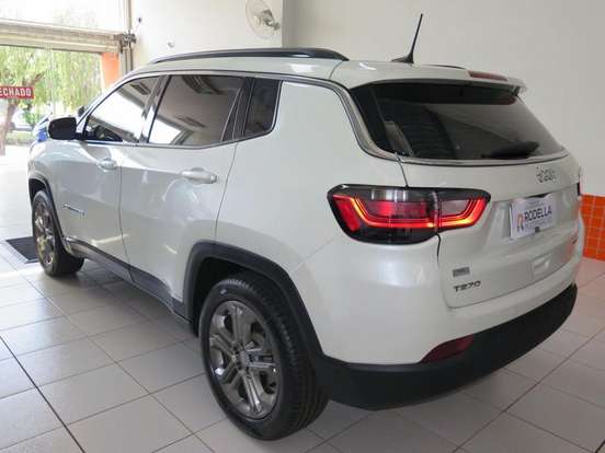 JEEP-COMPASS-2022