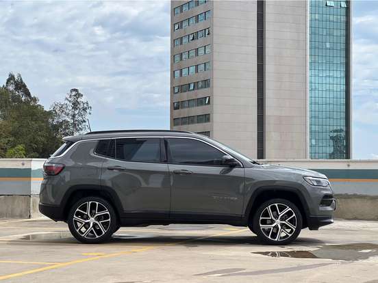 JEEP-COMPASS-2025