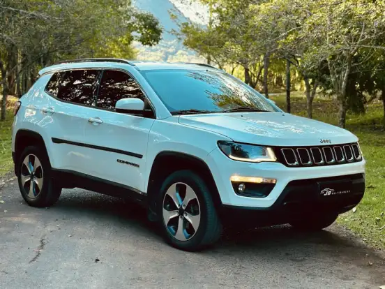 JEEP-COMPASS-2.0 16V DIESEL LONGITUDE 4X4 AUTOMÁTICO JEEP-COMPASS-2018