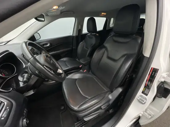 JEEP-COMPASS-2.0 16V FLEX LONGITUDE AUTOMÁTICO JEEP-COMPASS-2018