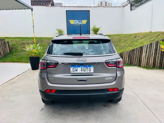 JEEP-COMPASS-2.0 16V FLEX LONGITUDE AUTOMÁTICO JEEP-COMPASS-2019