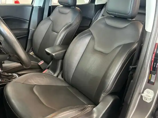 JEEP-COMPASS-2.0 16V FLEX NIGHT EAGLE AUTOMÁTICO JEEP-COMPASS-2018