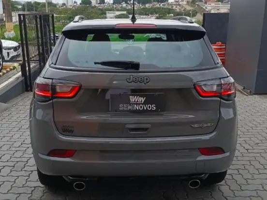 JEEP-COMPASS-2.0 HURRICANE 4 TURBO GASOLINA BLACKHAWK AT9 JEEP-COMPASS-2025
