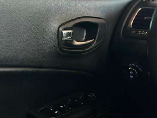 JEEP-COMPASS-2.0 16V DIESEL LIMITED 4X4 AUTOMÁTICO JEEP-COMPASS-2020