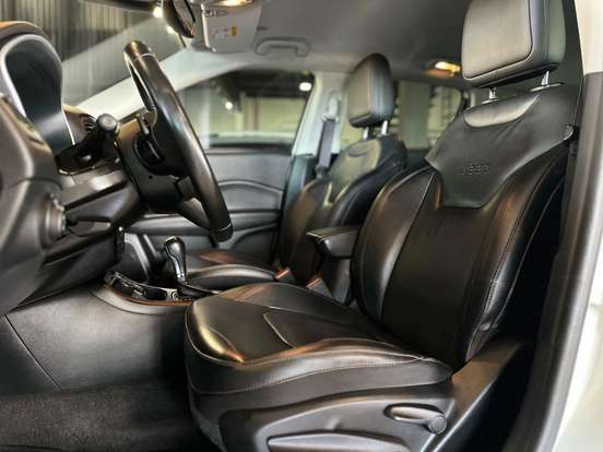 JEEP-COMPASS-2021