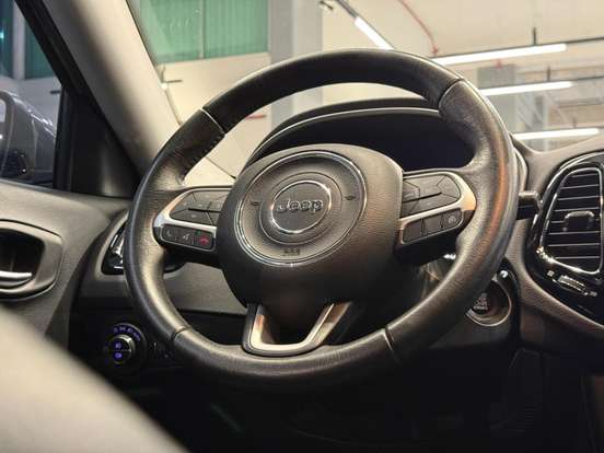 JEEP-COMPASS-2.0 16V FLEX LIMITED AUTOMÁTICO JEEP-COMPASS-2020