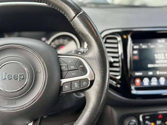 JEEP-COMPASS-2.0 16V FLEX LIMITED AUTOMÁTICO JEEP-COMPASS-2018