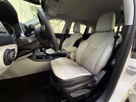 JEEP-COMPASS-2020