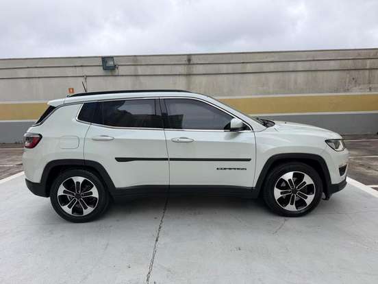 JEEP-COMPASS-2.0 16V FLEX LONGITUDE AUTOMÁTICO JEEP-COMPASS-2017