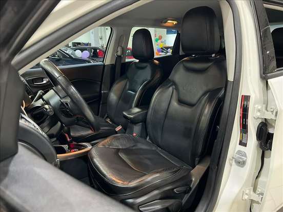 JEEP-COMPASS-2.0 16V FLEX LONGITUDE AUTOMÁTICO JEEP-COMPASS-2019