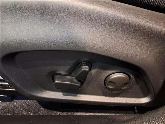 JEEP-COMPASS-2.0 HURRICANE 4 TURBO GASOLINA BLACKHAWK AT9 JEEP-COMPASS-2026
