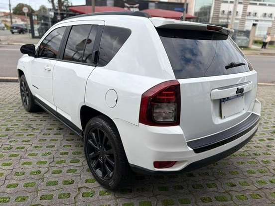 JEEP-COMPASS-2.0 SPORT 4X2 16V GASOLINA 4P AUTOMÁTICO JEEP-COMPASS-2013