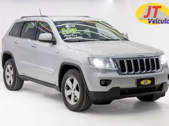 JEEP-GRAND CHEROKEE-3.6 LAREDO 4X4 V6 24V GASOLINA 4P AUTOMÁTICO JEEP-GRAND CHEROKEE-2011