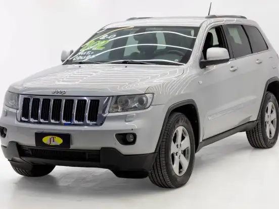 JEEP-GRAND CHEROKEE-3.6 LAREDO 4X4 V6 24V GASOLINA 4P AUTOMÁTICO JEEP-GRAND CHEROKEE-2011