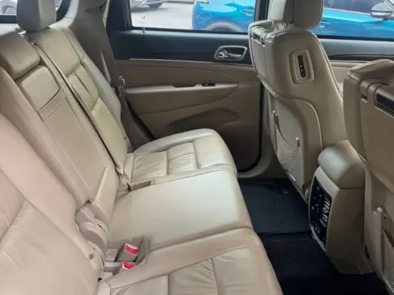 JEEP-GRAND CHEROKEE-3.6 LIMITED 4X4 V6 24V GASOLINA 4P AUTOMATICO JEEP-GRAND CHEROKEE-2015