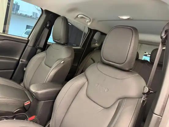 JEEP-RENEGADE-2025