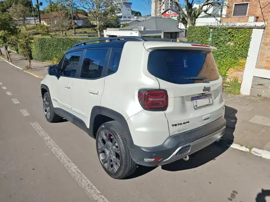 JEEP-RENEGADE-2022
