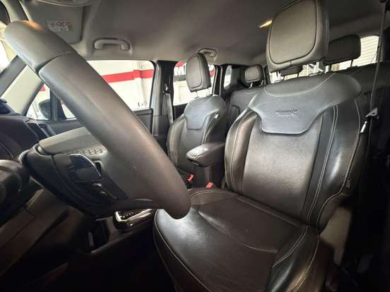 JEEP-RENEGADE-2023