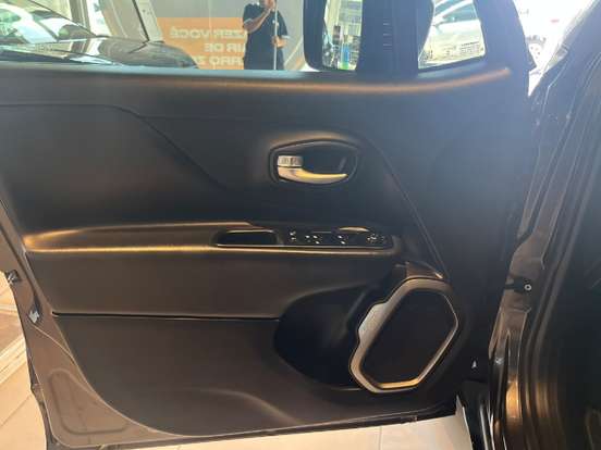 JEEP-RENEGADE-2022