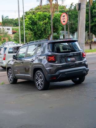 JEEP-RENEGADE-2024