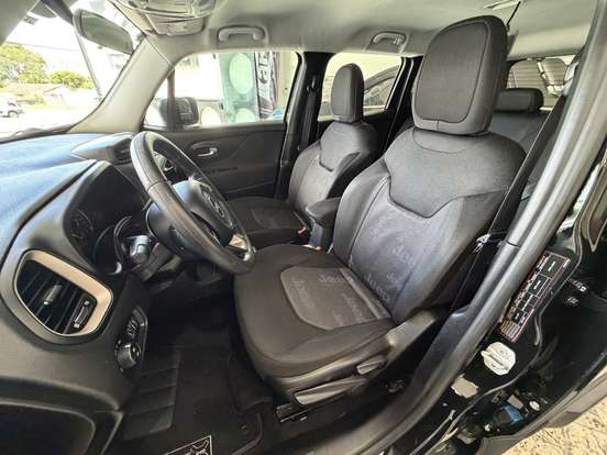 JEEP-RENEGADE-1.8 16V FLEX SPORT 4P AUTOMÁTICO JEEP-RENEGADE-2015