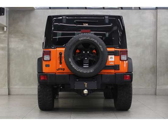 JEEP-WRANGLER-3.6 SPORT 4X4 V6 24V GASOLINA 2P AUTOMÁTICO JEEP-WRANGLER-2011