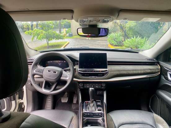 JEEP-COMMANDER-2022