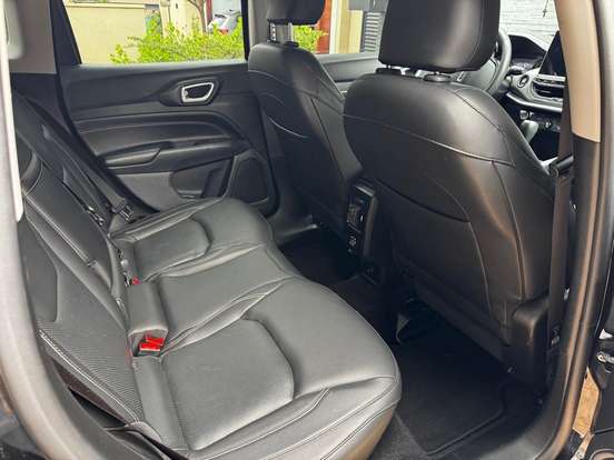JEEP-COMPASS-2023