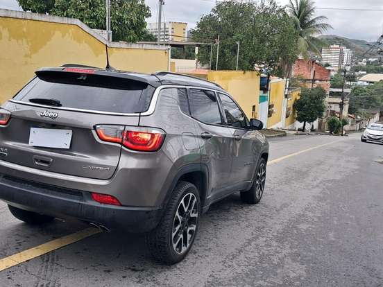 JEEP-COMPASS-2.0 16V DIESEL LIMITED 4X4 AUTOMÁTICO JEEP-COMPASS-2019