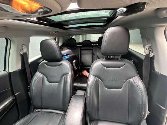 JEEP-COMPASS-2.0 16V DIESEL LIMITED 4X4 AUTOMÁTICO JEEP-COMPASS-2019