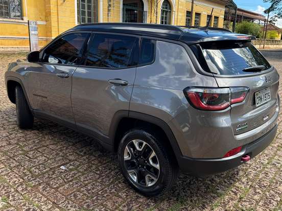 JEEP-COMPASS-2.0 16V DIESEL TRAILHAWK 4X4 AUTOMÁTICO JEEP-COMPASS-2017