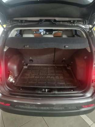 JEEP-COMPASS-2021
