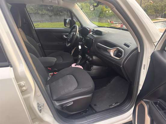 JEEP-RENEGADE-2018