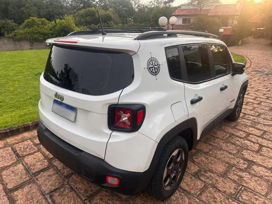 JEEP-RENEGADE-2018