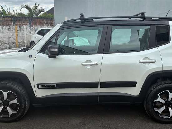JEEP-RENEGADE-2.0 16V TURBO DIESEL TRAILHAWK 4P 4X4 AUTOMÁTICO JEEP-RENEGADE-2018
